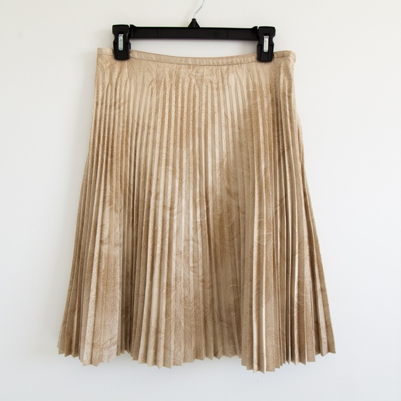 Trina Turk Dresses & Skirts - Trina Turk Gold Shaye Pleated Skirt